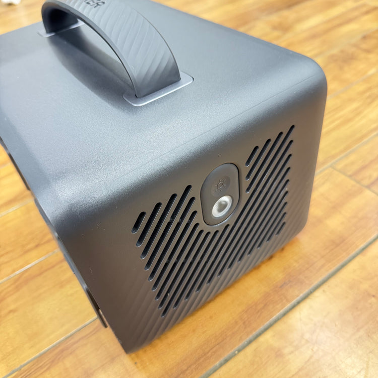 極美品 ポータブル電源  Anker PowerHouse II 800 A1750 容量は 778Wh（216,000mAh）【リライズ蓮田店】