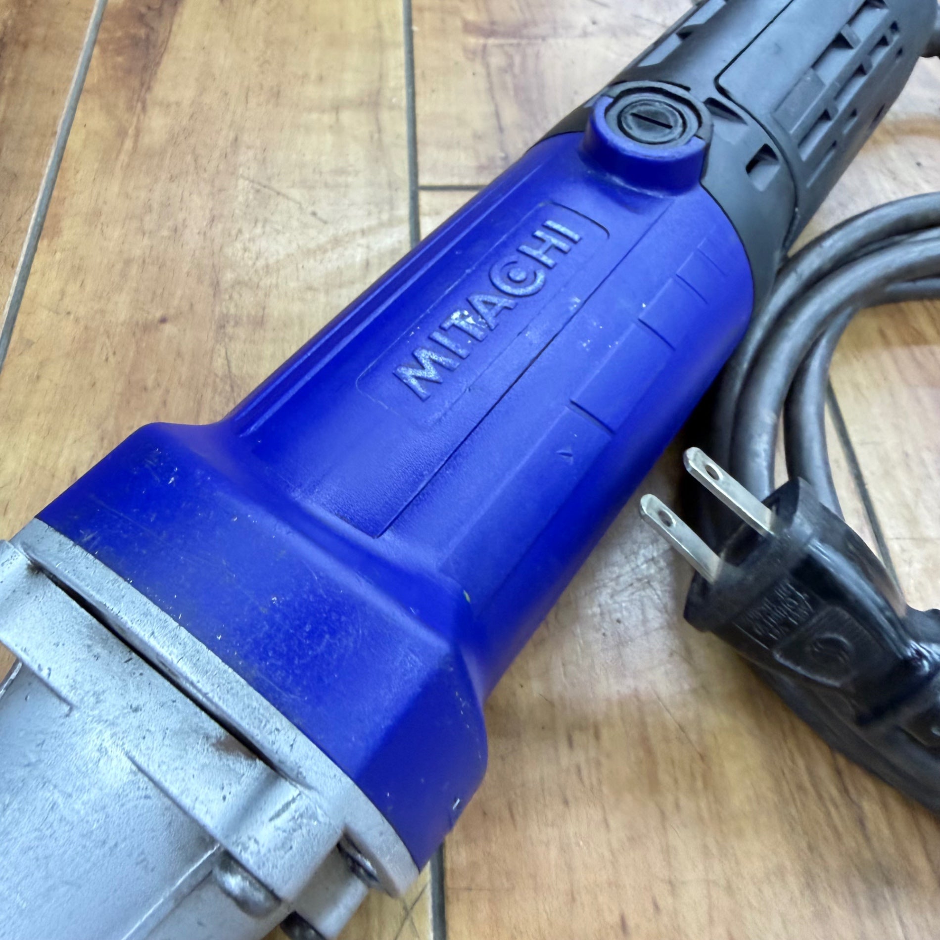 動作良好 38mm ストレートグラインダー MGS38AD2 【リライズ蓮田店】