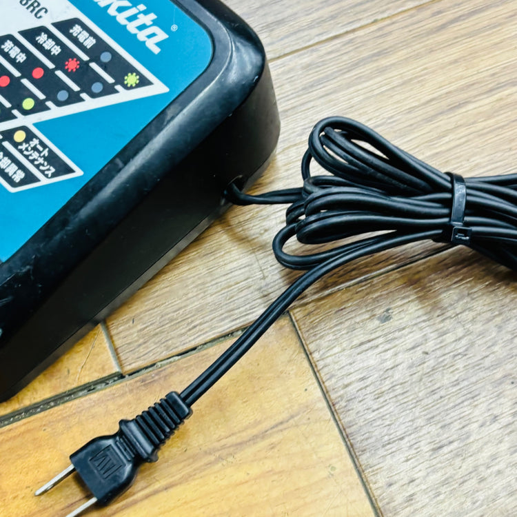 純正品 動作確認済み  急速充電器 DC18RC 【中古】 【蓮田店】