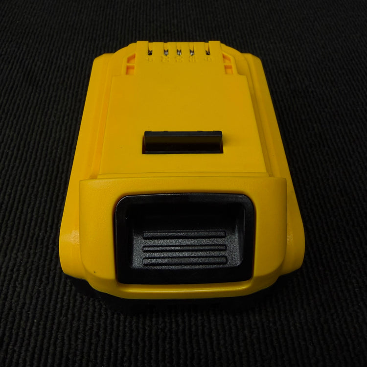 極美品 互換バッテリー(20V/8Ah) DCB200 【リライズ蓮田店】