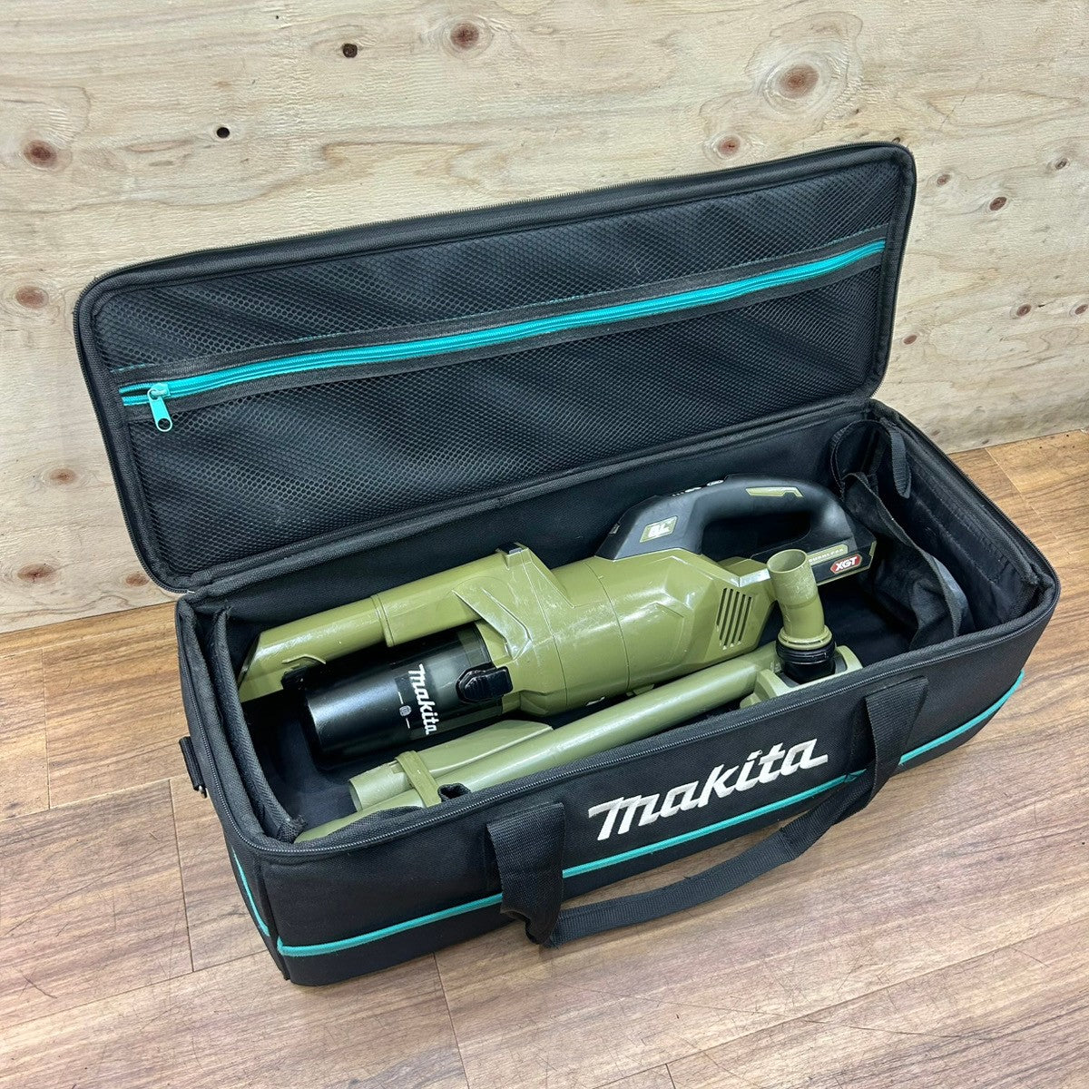 マキタ (makita) 40V コードレスクリーナー CL003GZO オリーブ ケース付き 本体のみ 【船橋馬込店】