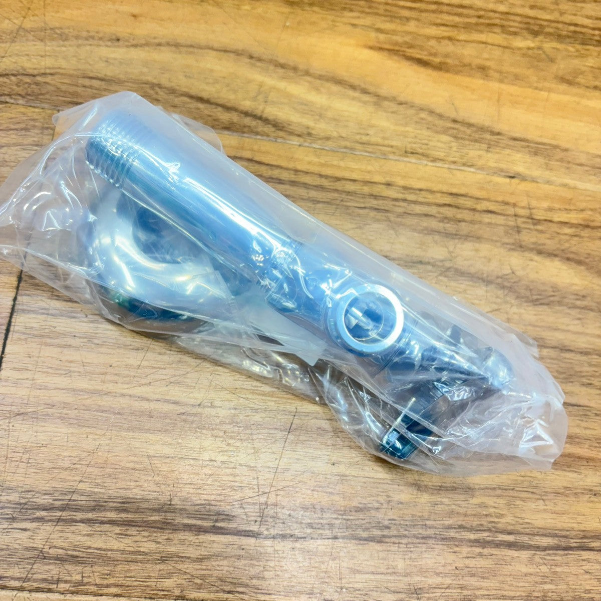 ◆カクダイ(KAKUDAI) アングル形止水栓本体 705-601-13 呼び径13 4個入り 【船橋馬込店】