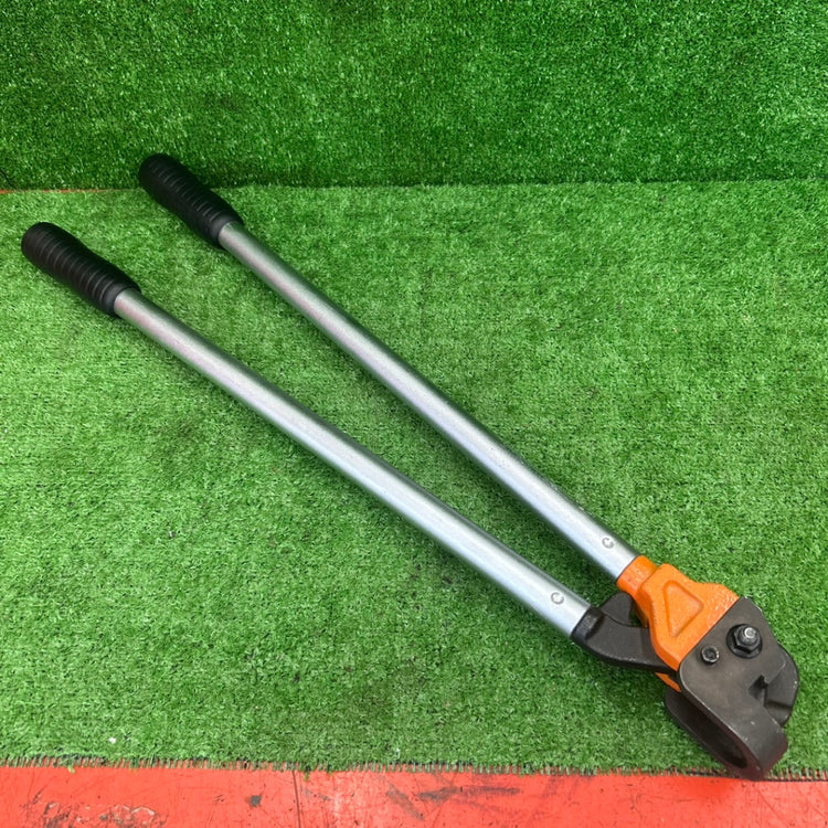 軽量間柱 切り欠き工具 MAKCK32 【野田愛宕店】