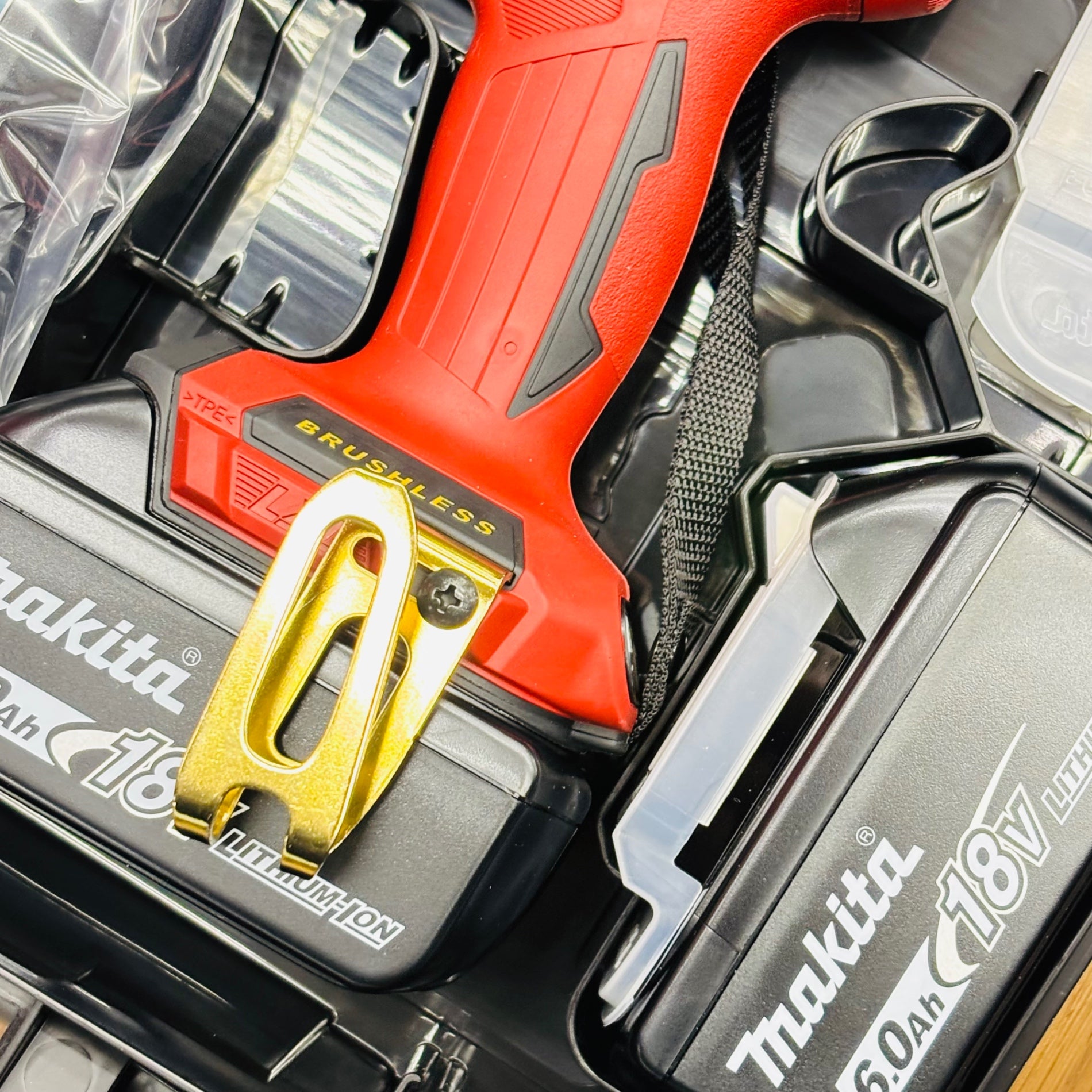 未使用 18v インパクトドライバー 20周年モデル プレミアムレッド TD173DGXPR 【リライズ蓮田店】