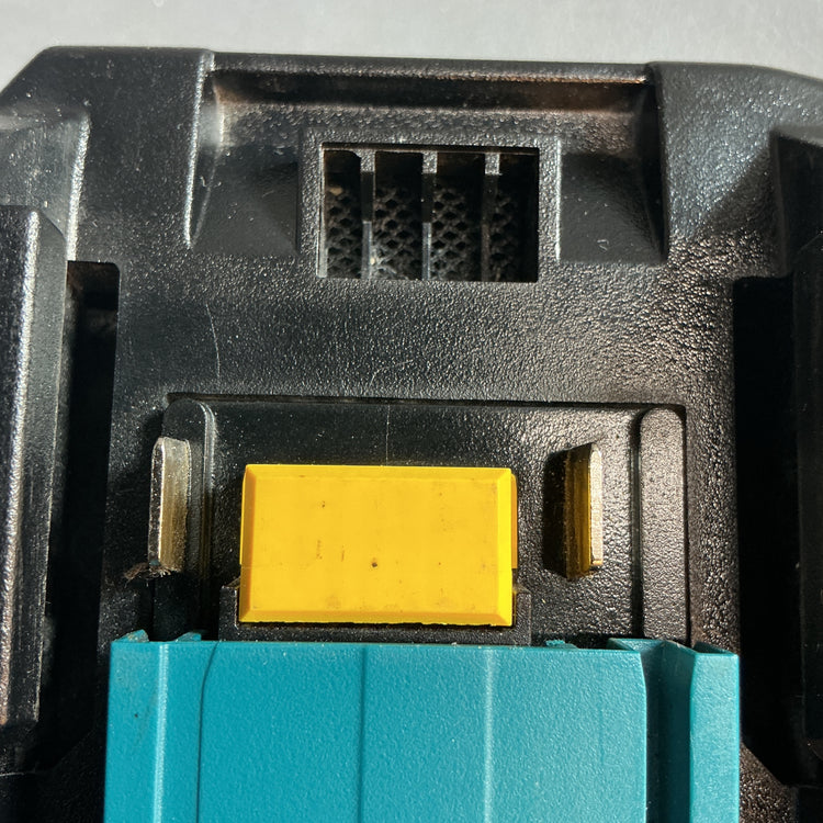 【中古】マキタ(makita) 急速充電器 DC18RF  【越谷店】