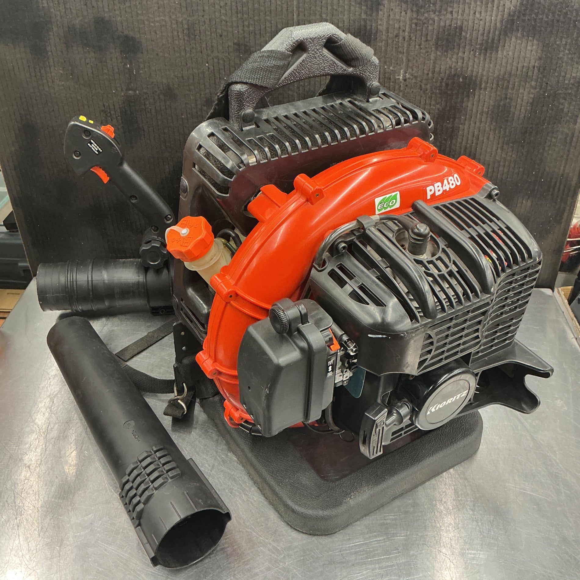 【中古】共立/KIORITZ 背負い式エンジンブロワー PB480  【越谷店】