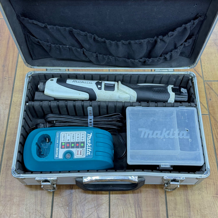 動作確認済み 7.2V 充電式ペンインパクトドライバー TD021DSW ホワイト バッテリー充電器付属【リライズ蓮田店】