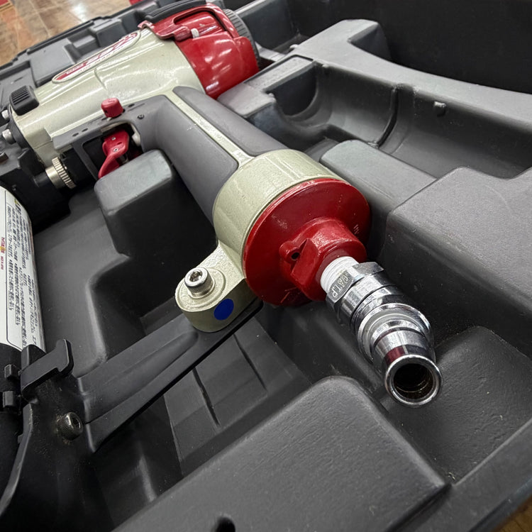 美品 9mm 常圧フロアタッカー TA-557/957Ｔ 【リライズ蓮田店】