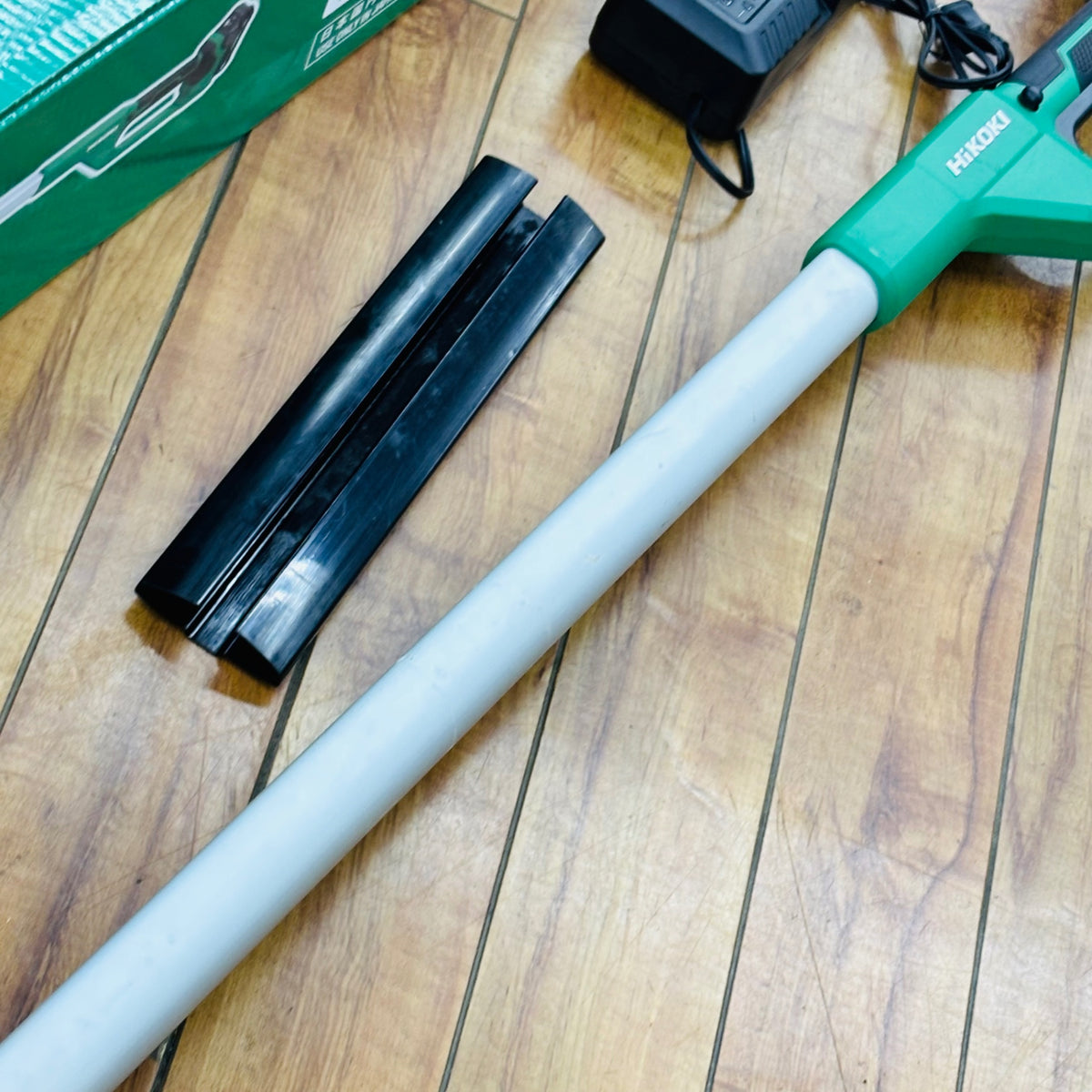 手渡し可 動作良好 18V マルチボルト コードレスポールヘッジトリマ CHP1825DA(BG)  【リライズ蓮田店】