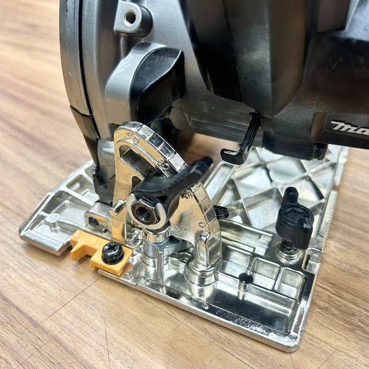 良品 マキタ (makita) コードレスマルノコ HS007GZB バッテリー付き BL4025 【船橋馬込店】