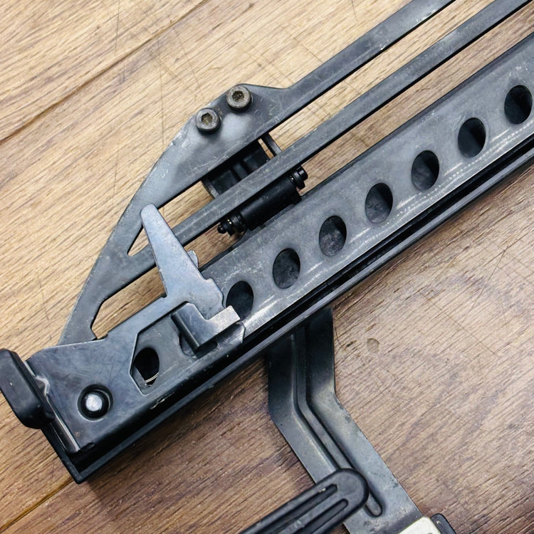 整備品  常圧 4mm フロアタッカー N5004MF 【リライズ蓮田店】