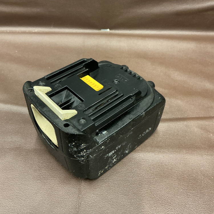 マキタ 14.4V 充電式インパクトドライバ 【中古・現状品・動作OK】 マキタ 14.4V 充電式インパクトドライバ TD134DZL ライム 本体+バッテリ 【越谷店】ライム 本体のみ 【越谷店】