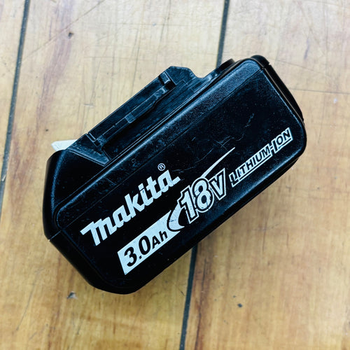 【コンパクト便】純正品  リチウムイオンバッテリー 18V/3.0Ah BL1830B 【リライズ蓮田店】