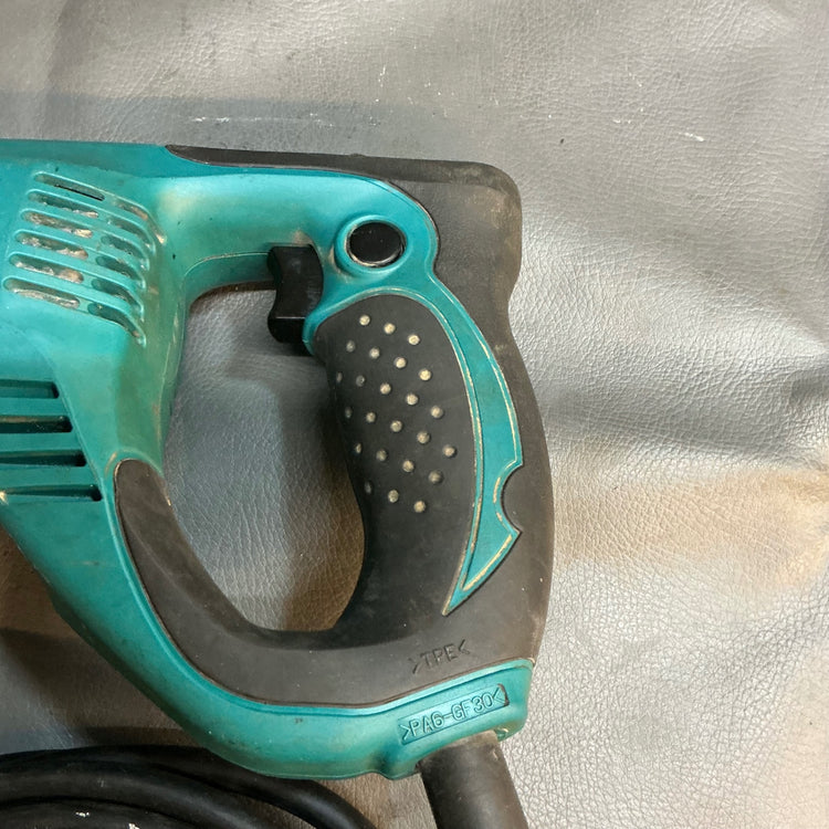 【中古】makita マキタ 13mm電気ドリル 6305A  【越谷店】