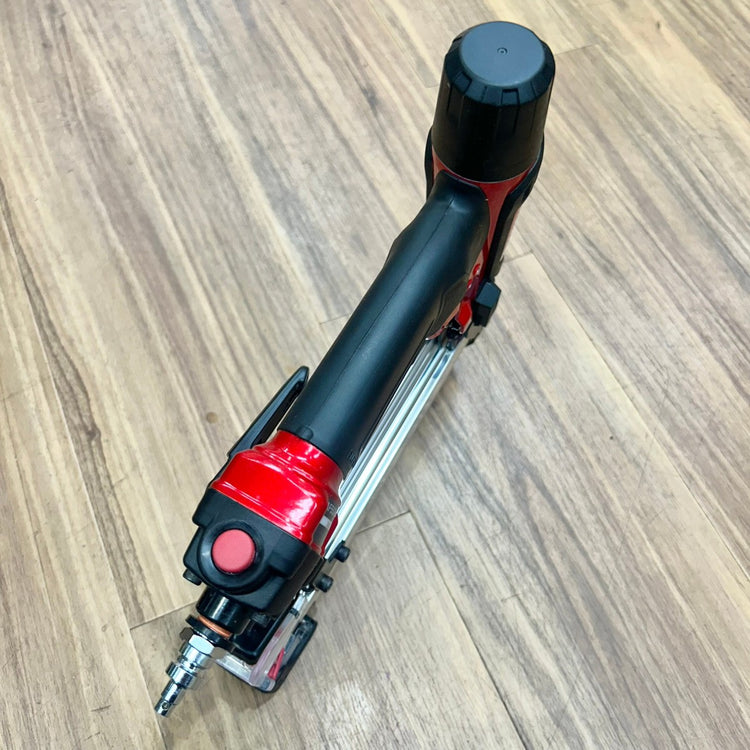 極美品 マキタ (makita) 高圧 フィニッシュネイラ AF552H 高圧仕上釘打 赤 【船橋馬込店】