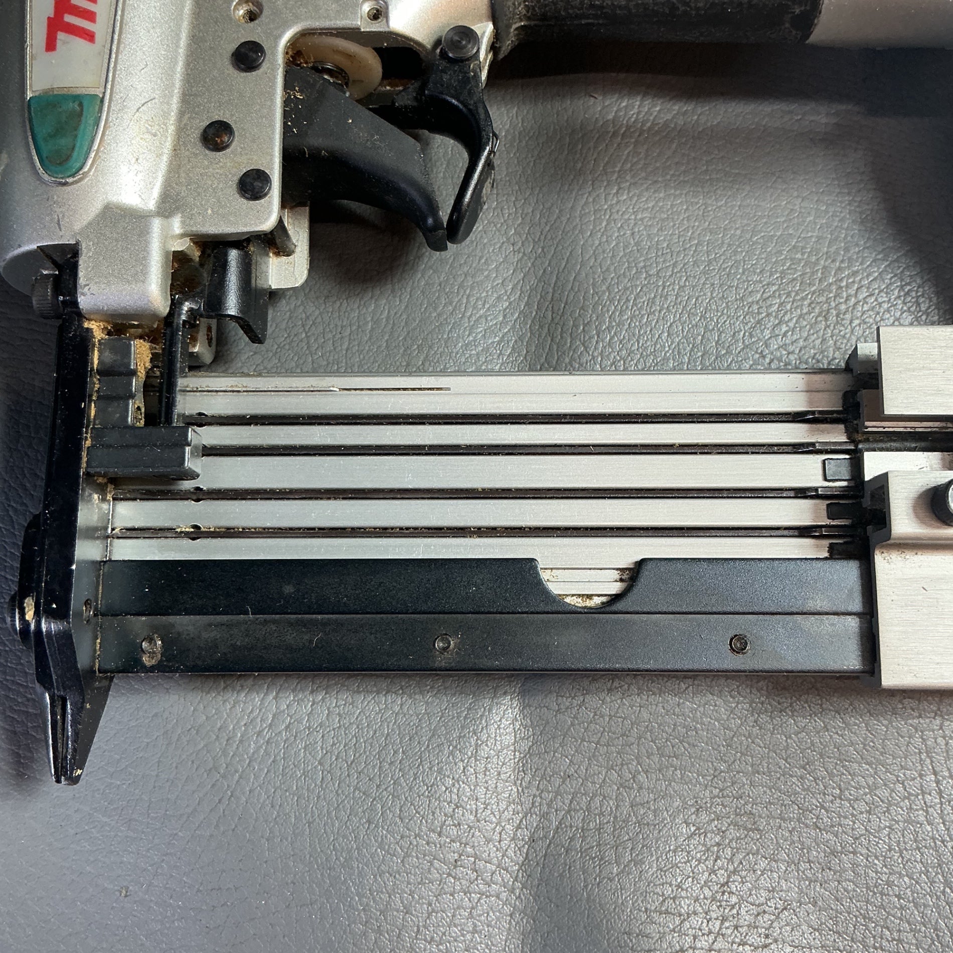 【中古】マキタ(makita) 常圧ピンネイラ AF351  【越谷店】