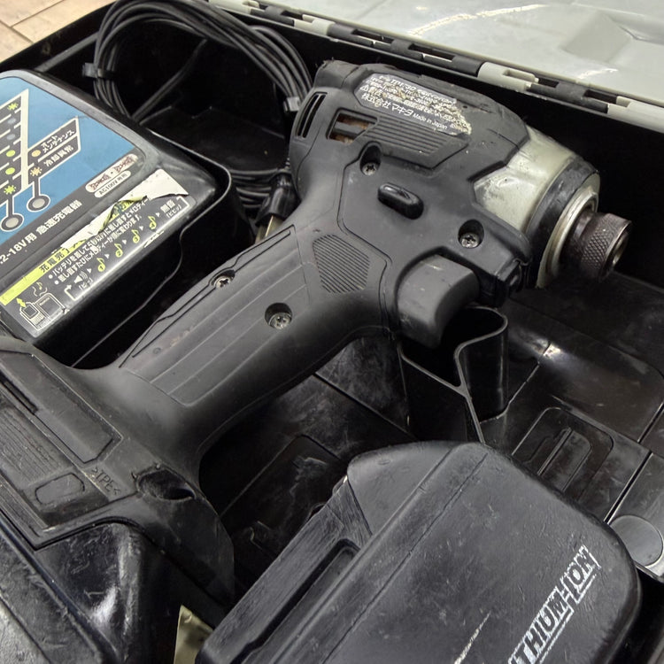 動作良好 18V 充電式インパクトドライバー TD173DRGXB 【リライズ蓮田店】