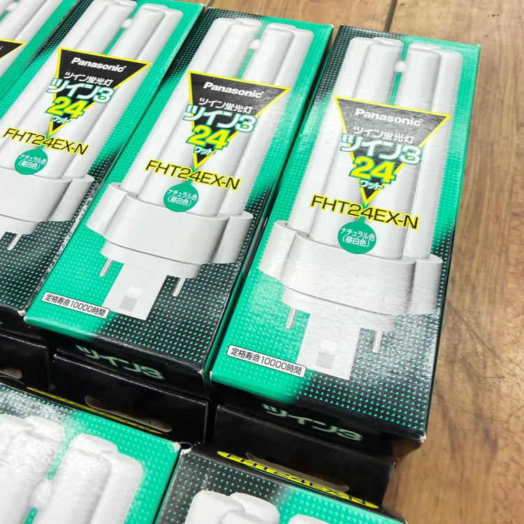未使用 ツイン蛍光灯 24W 3波長形昼白色 FHT24EX-N 【リライズ蓮田店】