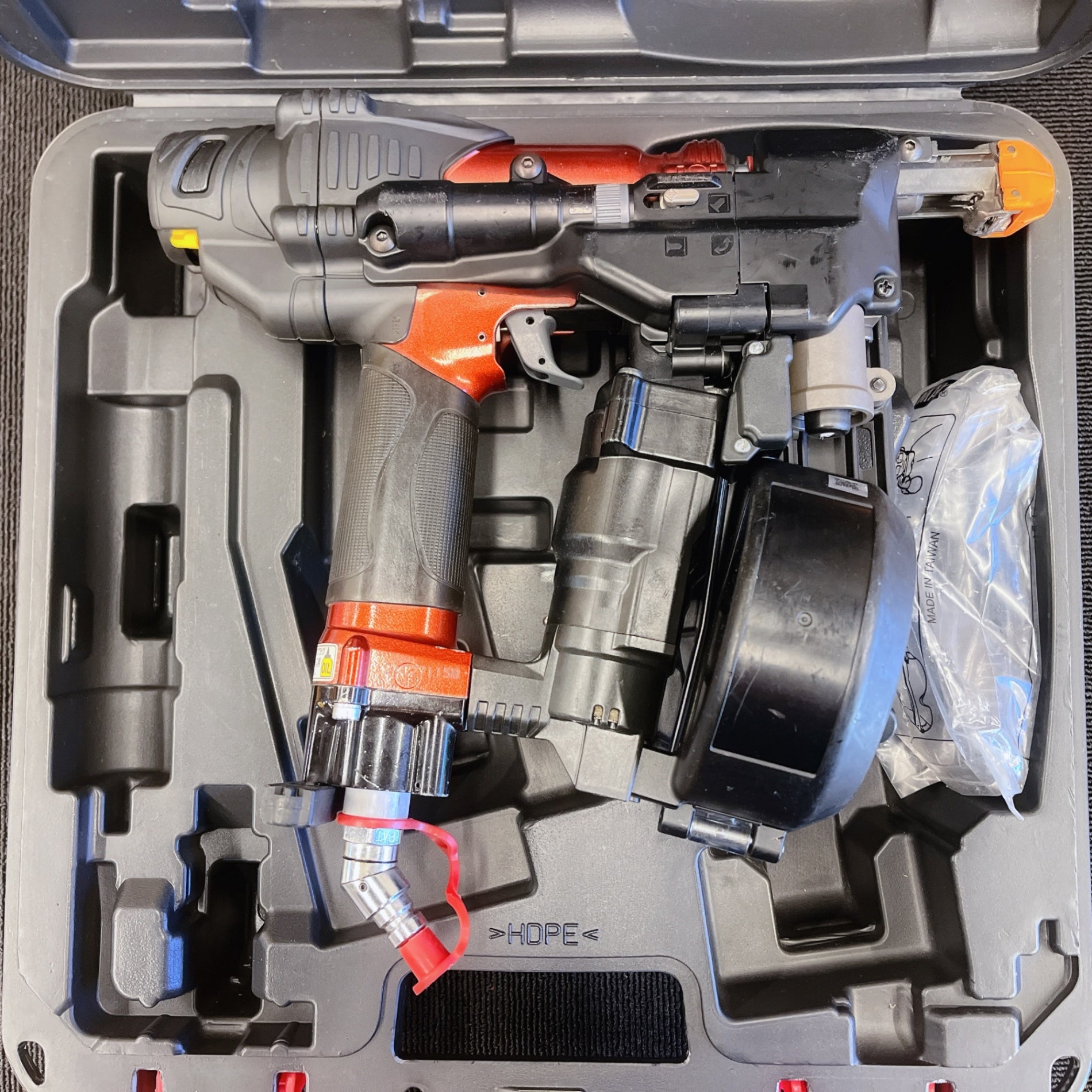 【中古・動作品】 マックス(MAX) 高圧エアネジ打ち機 HV-R41G5-R 【越谷店】