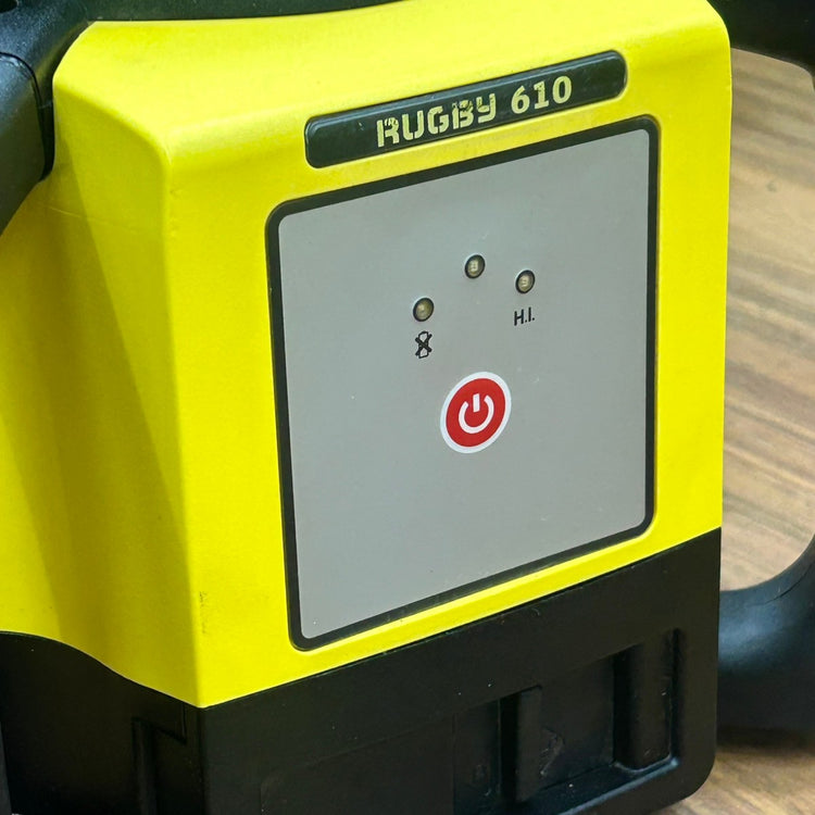 美品 Leica ライカ 回転レーザー レベル RUGBY 610 受光器付き ROD EYE 160 【船橋馬込店】