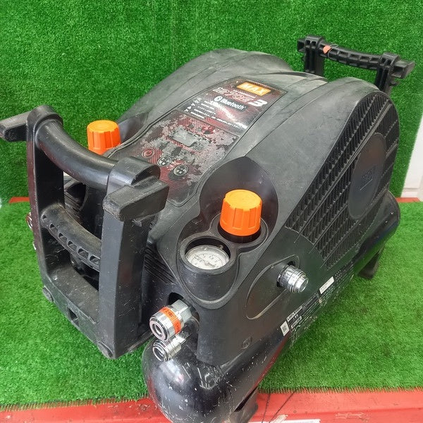 高圧エアコンプレッサ AK-HH1270E3 (ブラック) 【野田愛宕店】