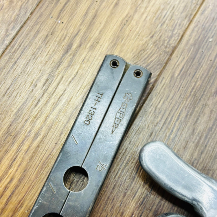 【こねこ便】手動式フレキ管ツバ出し工具 TH-1320 【中古】 【蓮田店】