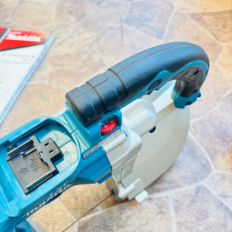 ◆マキタ(makita) コードレスバンドソー PB180DZ 【越谷店】