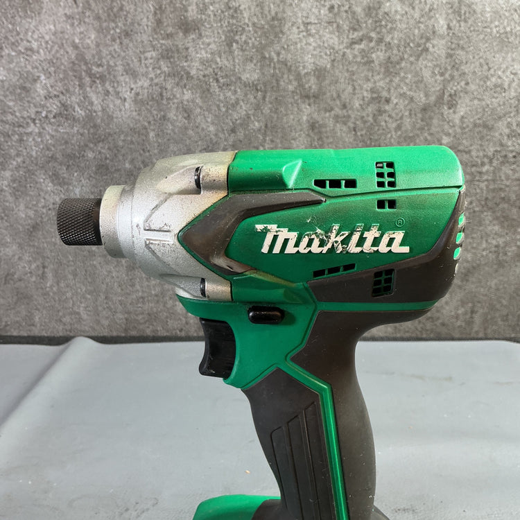 【中古】マキタ(makita) 充電式インパクトドライバー M697DZ  【越谷店】