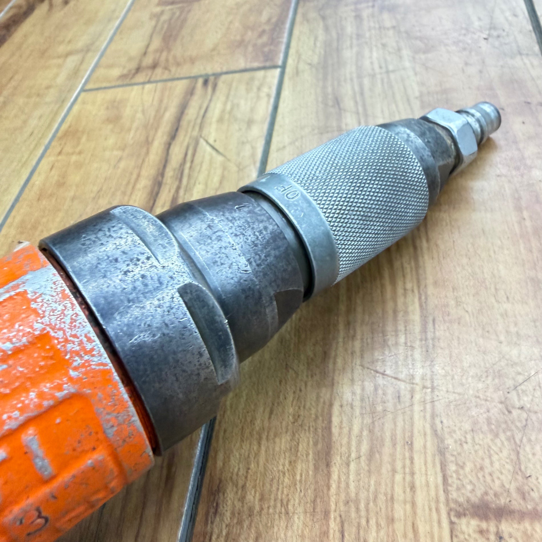 エア漏れ無く回転動作良好 100mm エアアングルグラインダー FA-4C-3 【リライズ蓮田店】