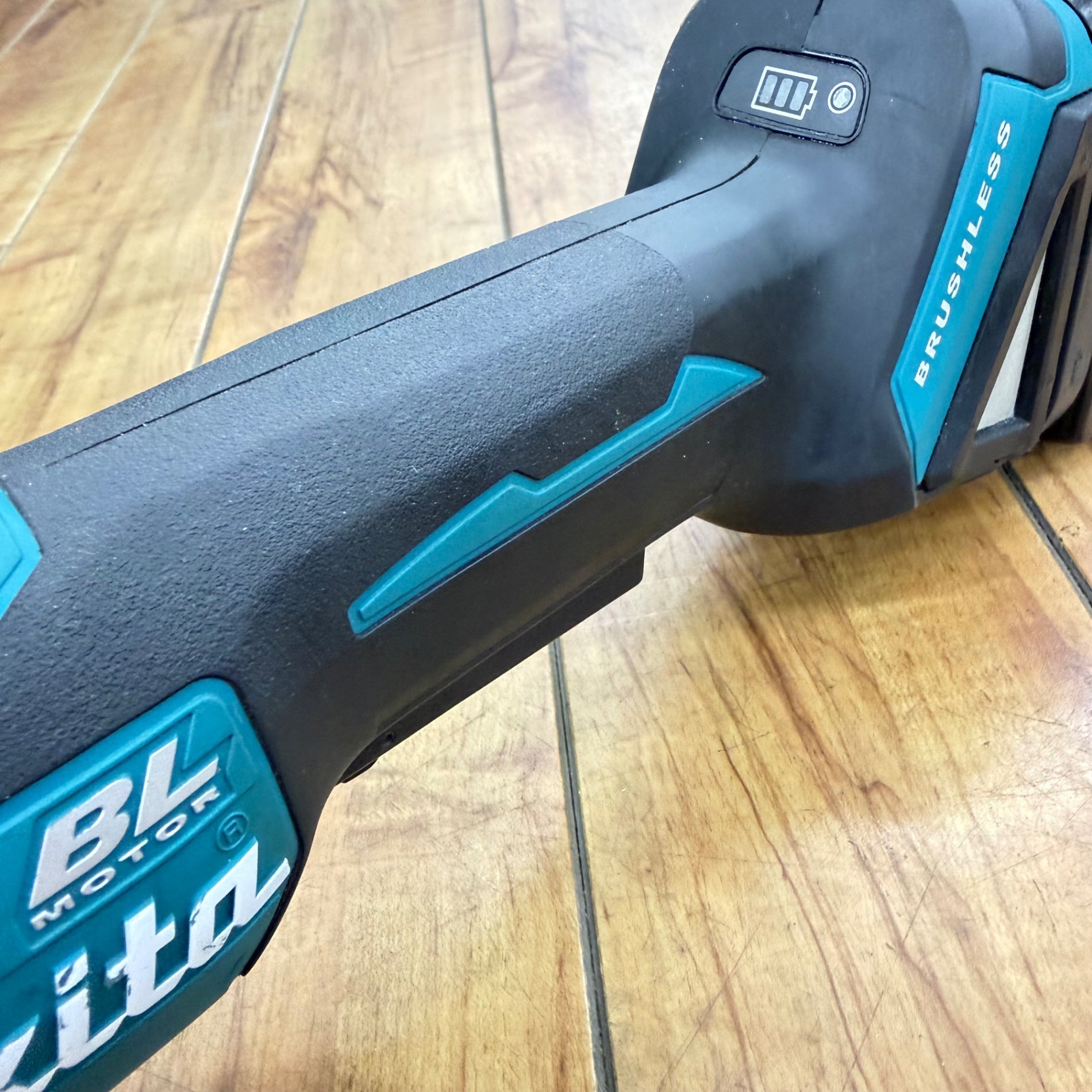 程度良好 18V 125mm コードレスディスクグラインダ GA508DZ バッテリー1個付属(BL1860B)【リライズ蓮田店】
