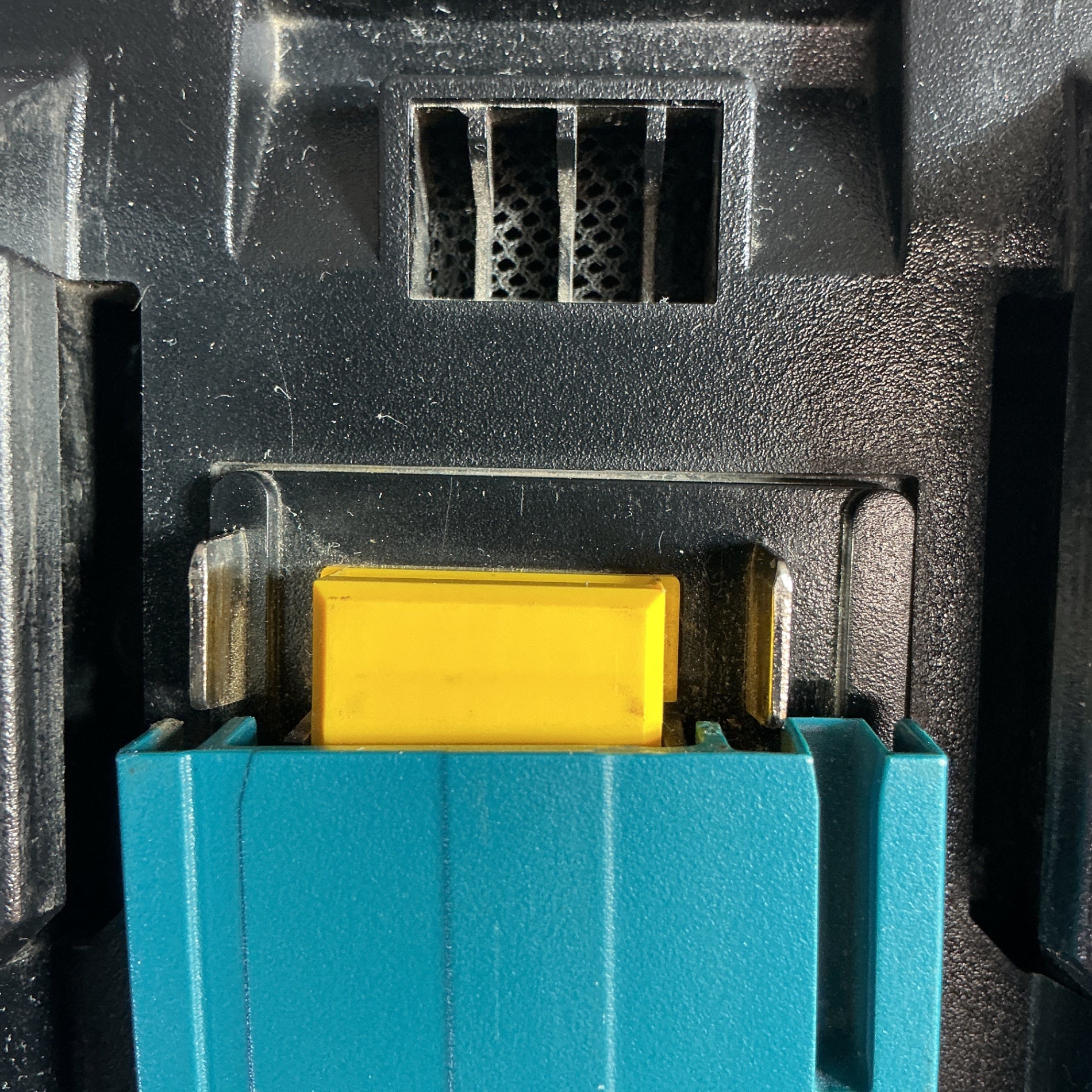【中古】マキタ(makita) 急速充電器 DC18RF  【越谷店】