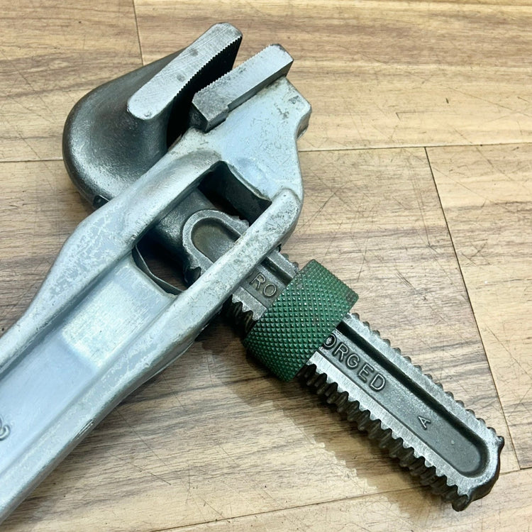 HIT アルミ縦型パイプレンチ 600mm 【船橋馬込店】