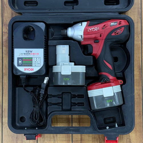12V インパクトドライバー BID-1260 バッテリー2個 充電器 ケース【リライズ蓮田店】