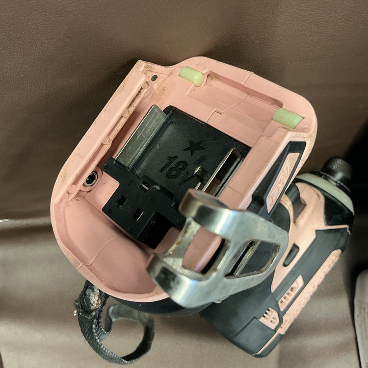 【中古品】マキタ(makita) コードレスインパクトドライバー TD149DRFXP 【越谷店】