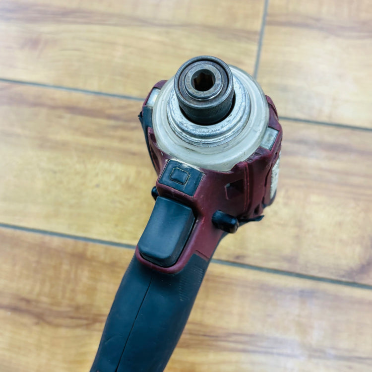 18V 充電式インパクトドライバー TD172DZAR バッテリ付き 手元スイッチ・ライト× 【中古】 【蓮田店】
