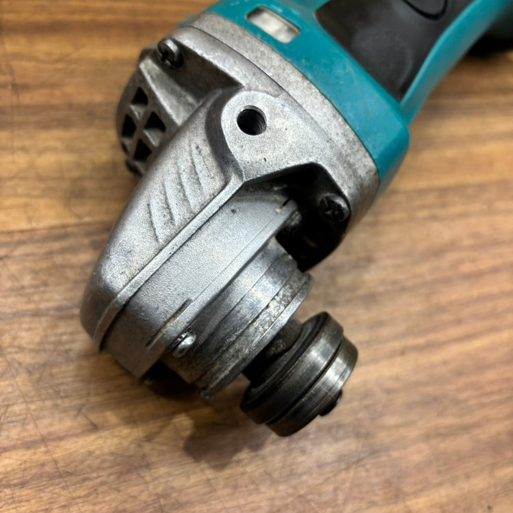 ◆マキタ(makita) 充電式ディスクグラインダー GA400DZ 【船橋馬込店】