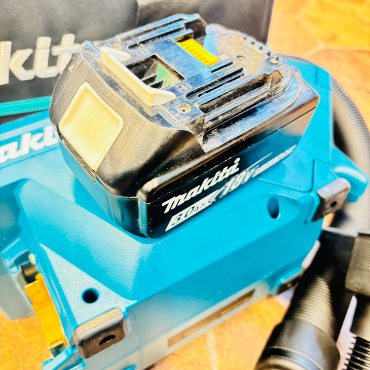 G)マキタ CL184DRF 充電式クリーナ18V3Ah 【越谷店】