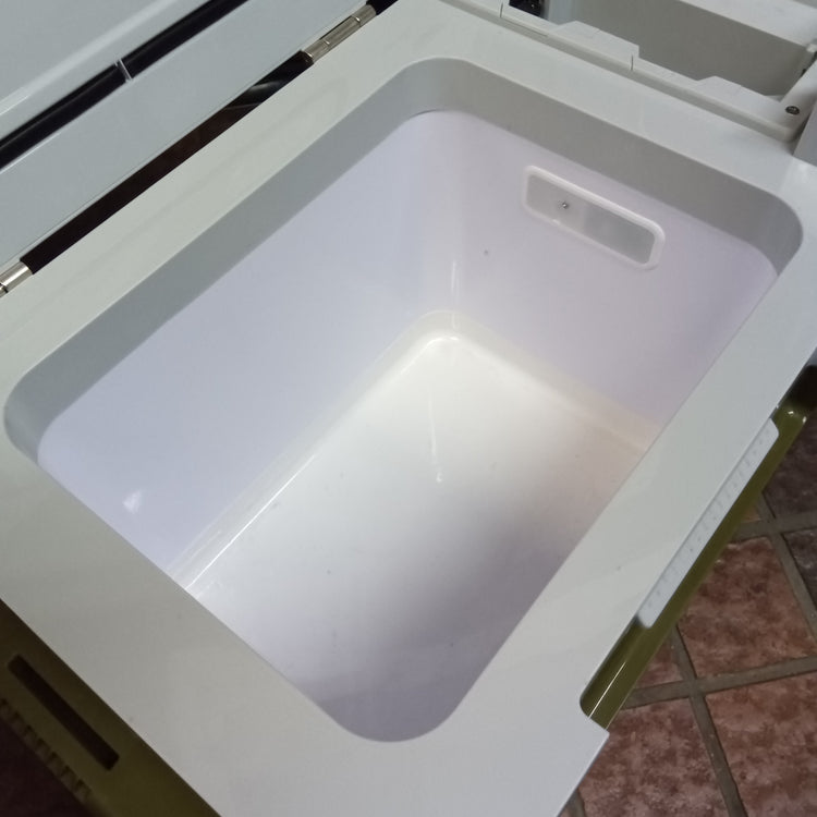 コードレス冷温庫 CW001GZO 【市川行徳店】