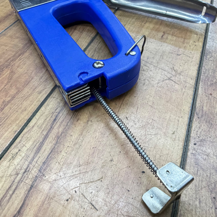 【コンパクト便】 パワフルハンドタッカー PT-1 【リライズ蓮田店】