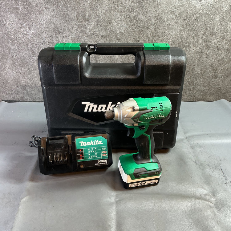 【中古】 マキタ(makita) 充電式インパクトドライバ M697D  【越谷店】