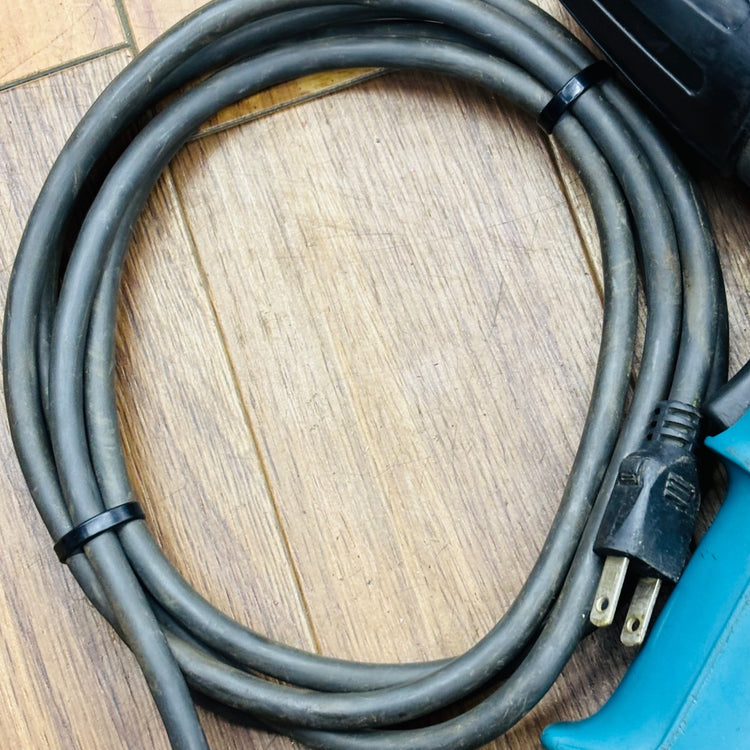 動作確認済み  5型 1/2sq(12.7mm) インパクトレンチ 6905B 【リライズ蓮田店】