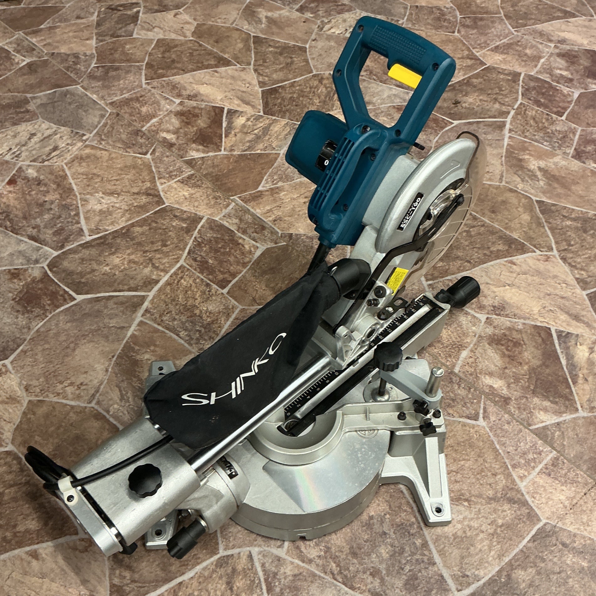【中古】 新興製作所 卓上スライド丸ノコ SSC-190 【越谷店】