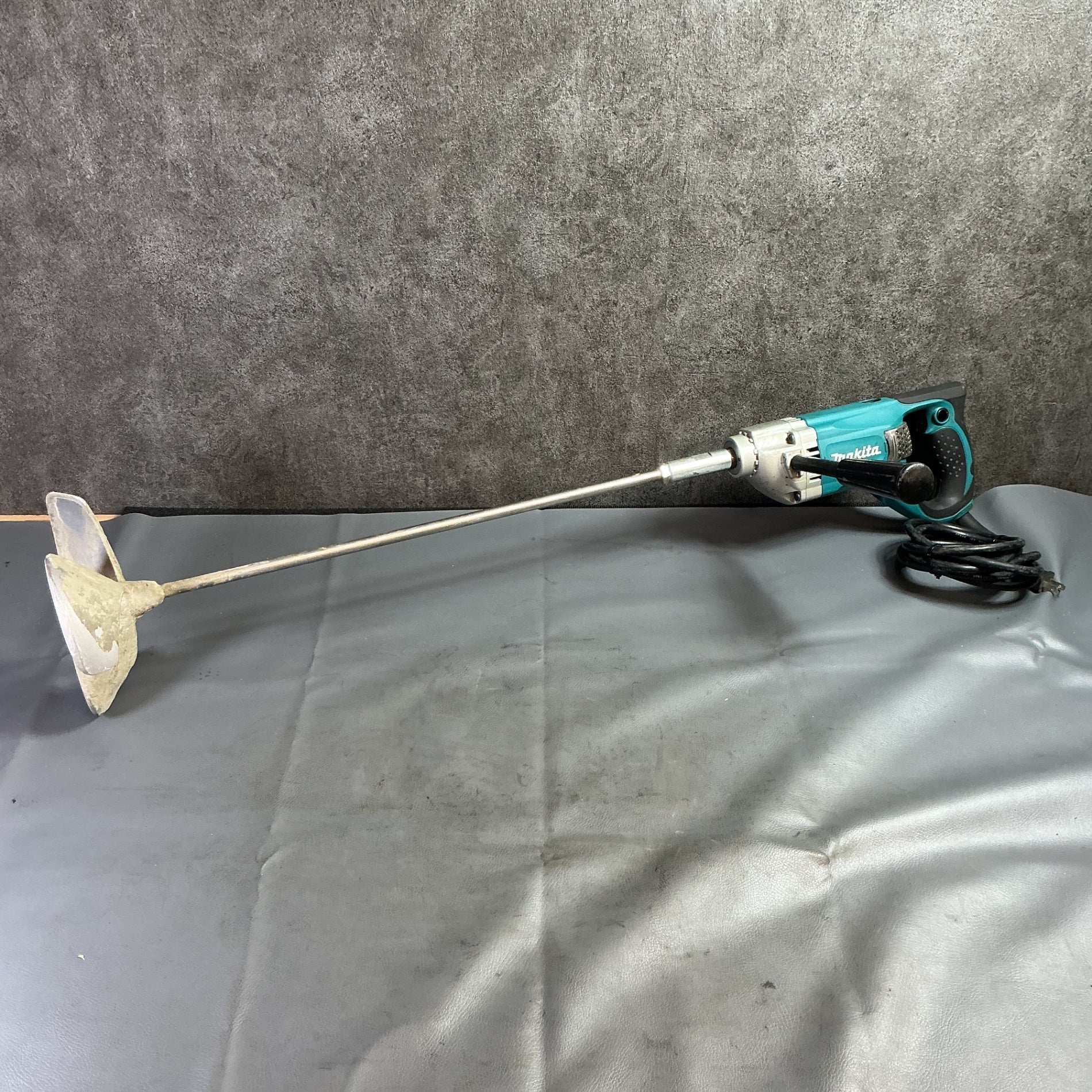 【中古】マキタ(makita) かくはん機 UT2204  【越谷店】