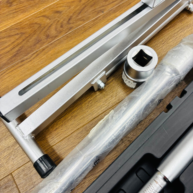 美品  25.4mm トルクレンチ 8395DW センタースタンド CS75DX エクステンション付き【リライズ蓮田店】