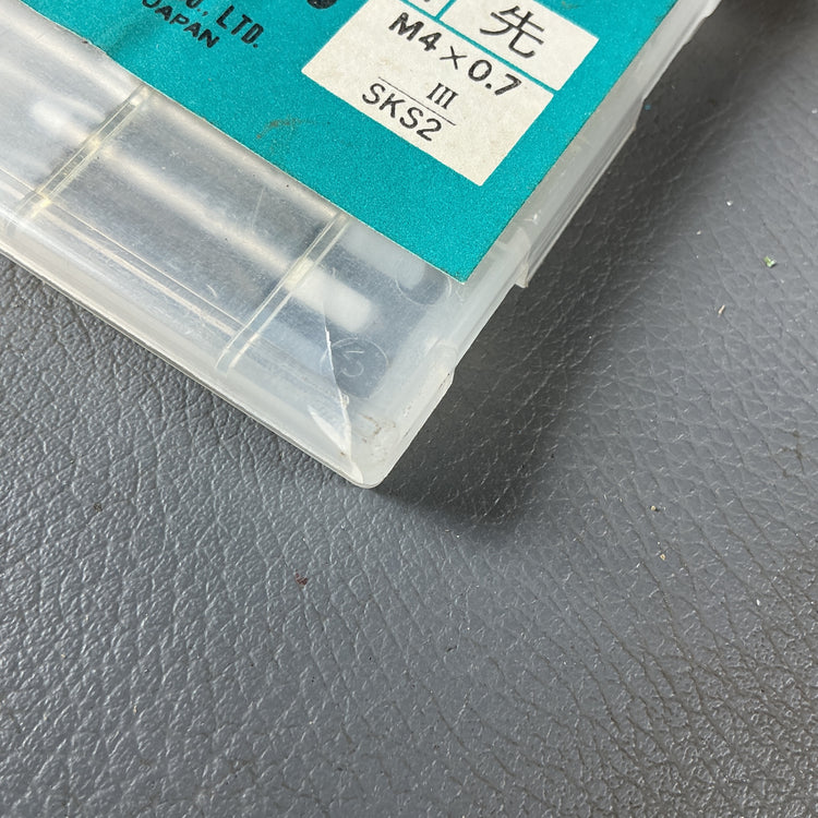【未使用】TDT　田野井　ハンドタップ（食付け部：先）M4×0.7　3箱セット  【越谷店】
