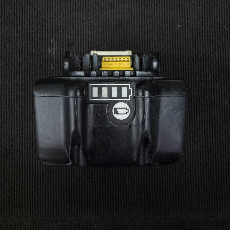 充電回数16回 純正品 リチウムイオンバッテリー 18V/6.0Ah BL1860B 【リライズ蓮田店】