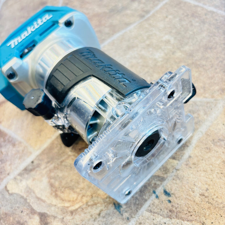 ◆マキタ(makita) コードレストリマ RT40DZ 【越谷店】
