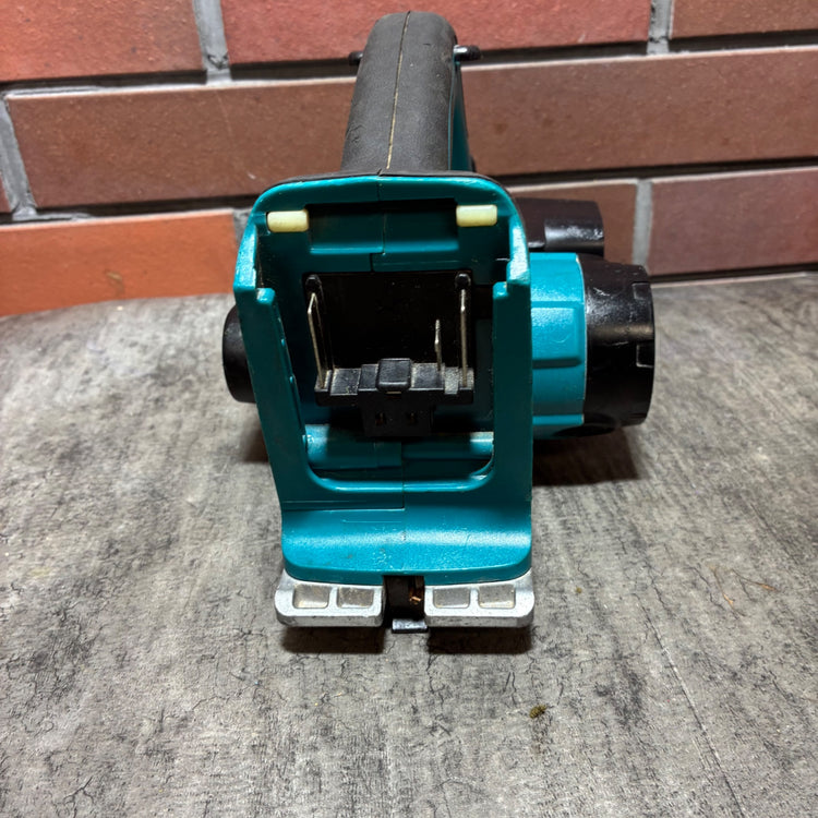 ※ブレード・ホルダ曲がりあり※マキタ(makita) コードレスカンナ KP180DZ【市川行徳店】