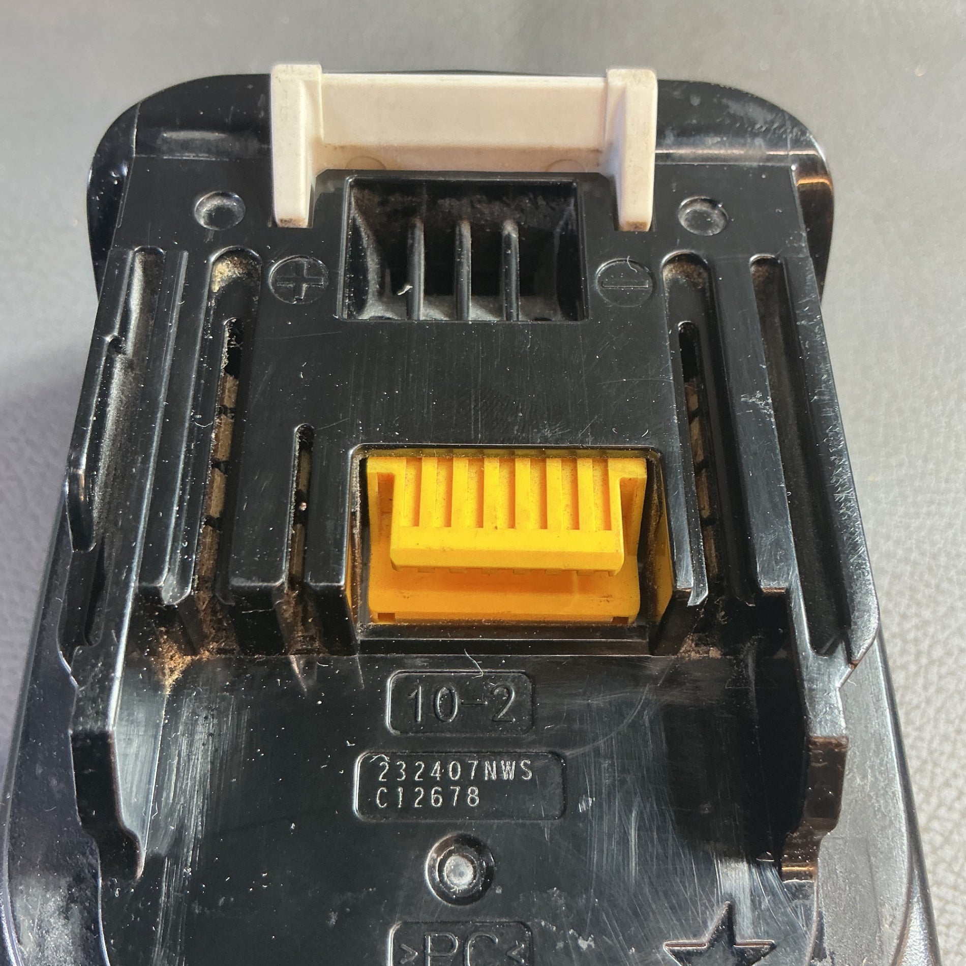 【中古】マキタ(makita) リチウムイオンバッテリー 18V/6.0Ah BL1860B  【越谷店】