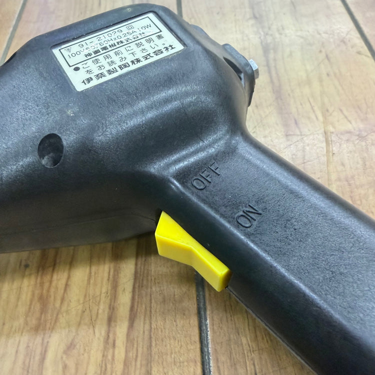 美品 タイル密着張り用電動衝撃工具 ヴィブラート VT-1 【リライズ蓮田店】